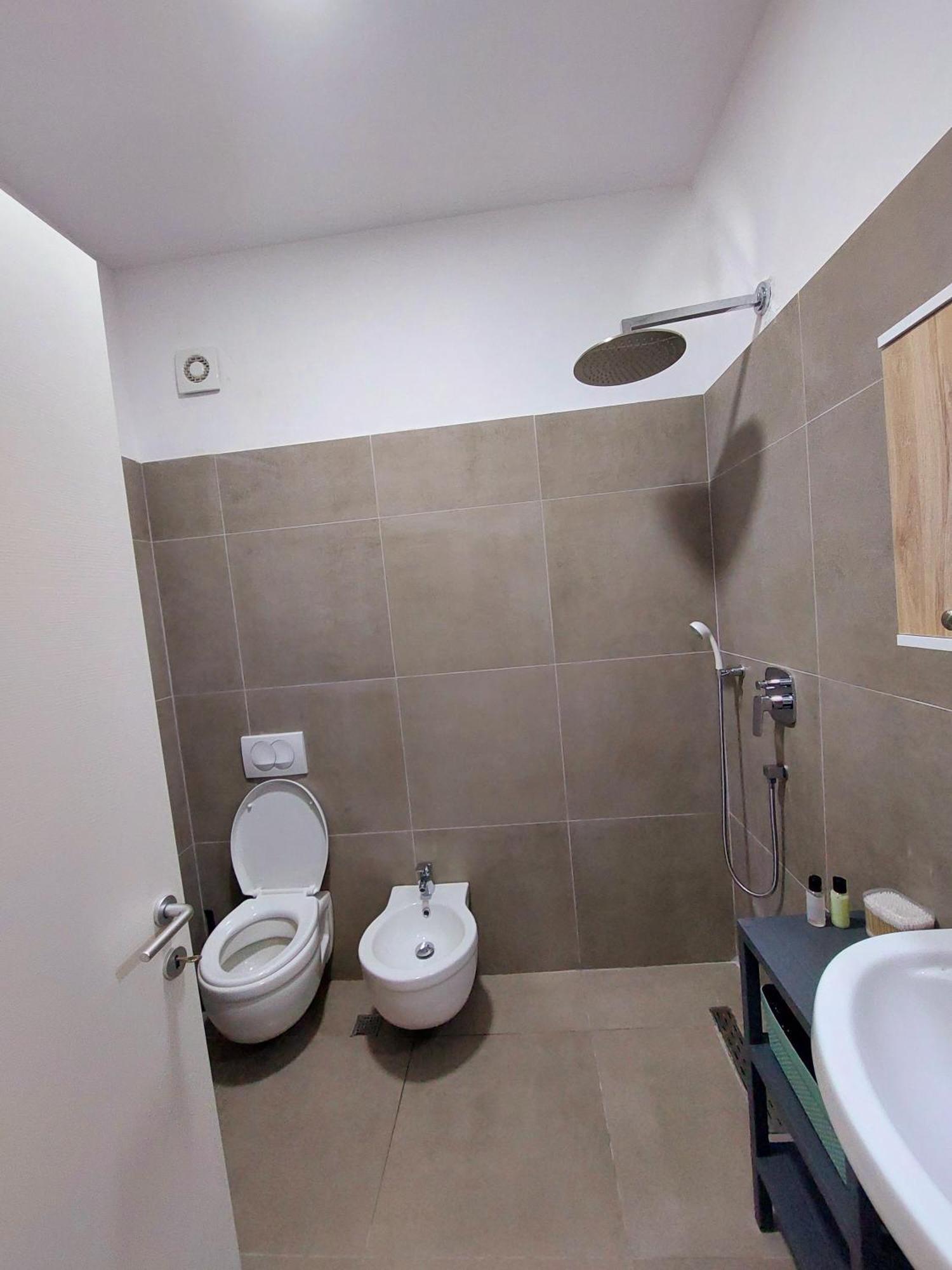 Gex Apartments Tiran Dış mekan fotoğraf